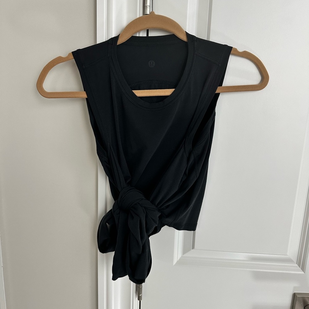 Lululemon tie front tank